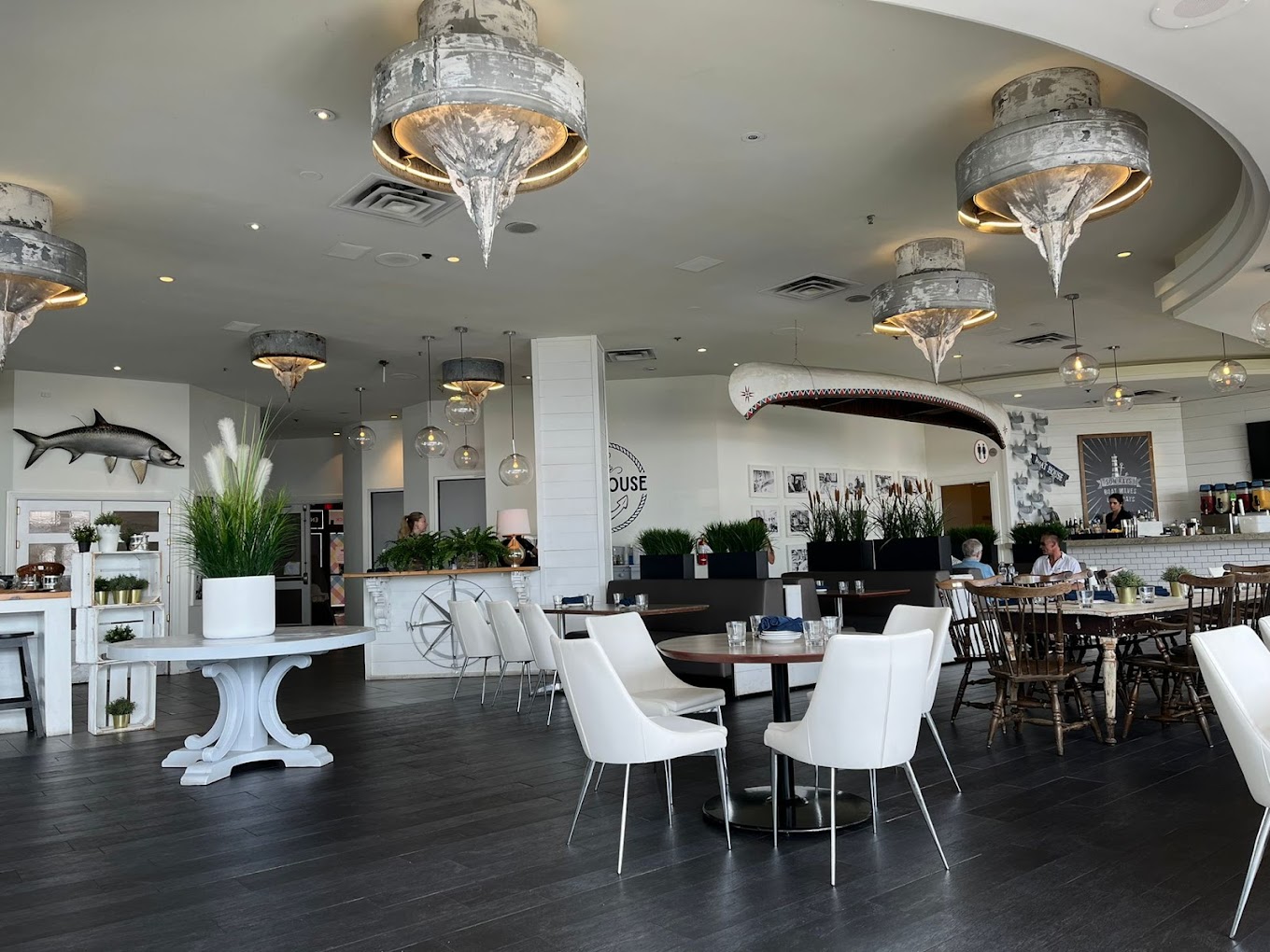 Bronte Boathouse - Lake Ontario View Restaurant in Oakville Ontario